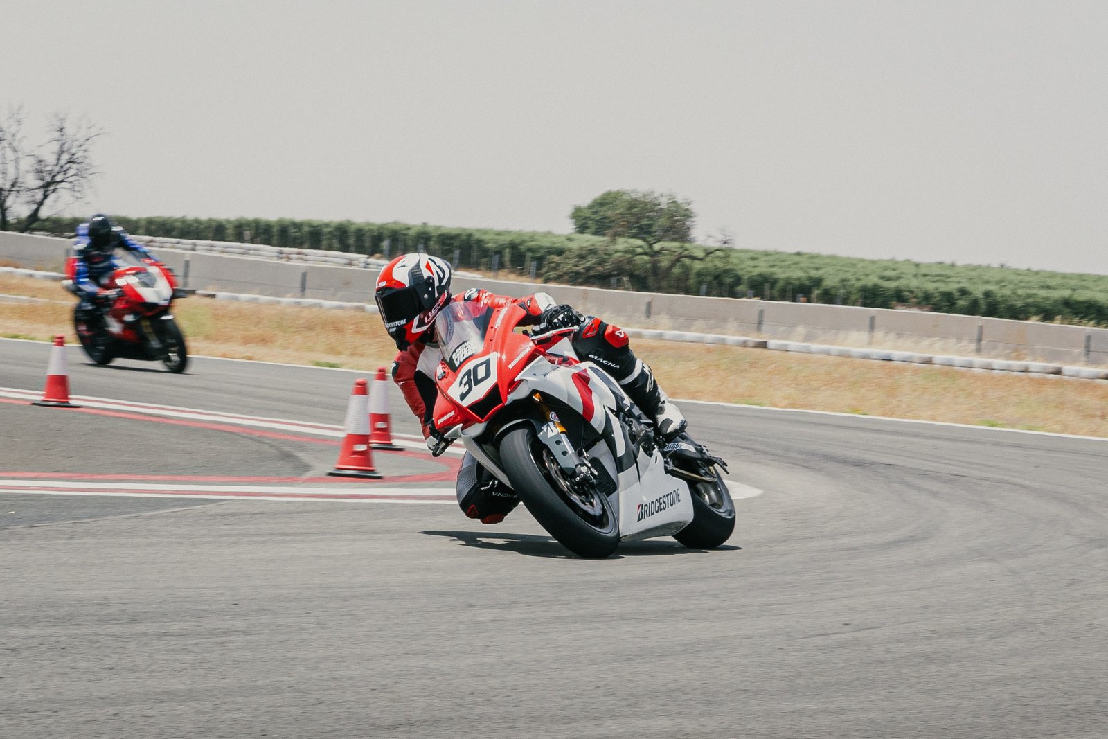 Track Premium Experience 10 de Noviembre Sevilla Circuit - Imagen 6